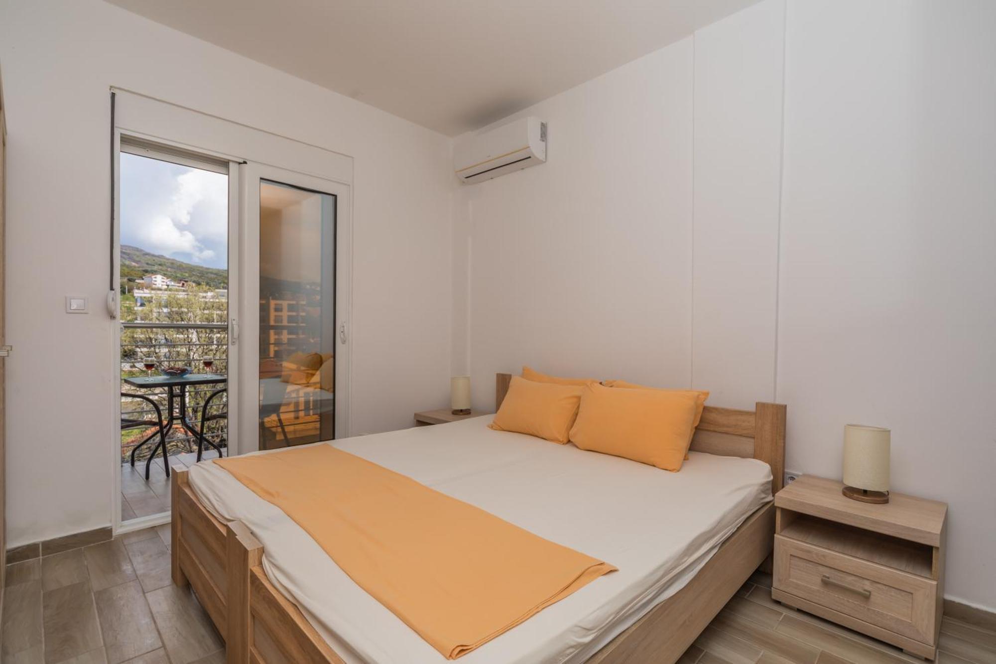 Apartments Dobra Voda Pokoj fotografie