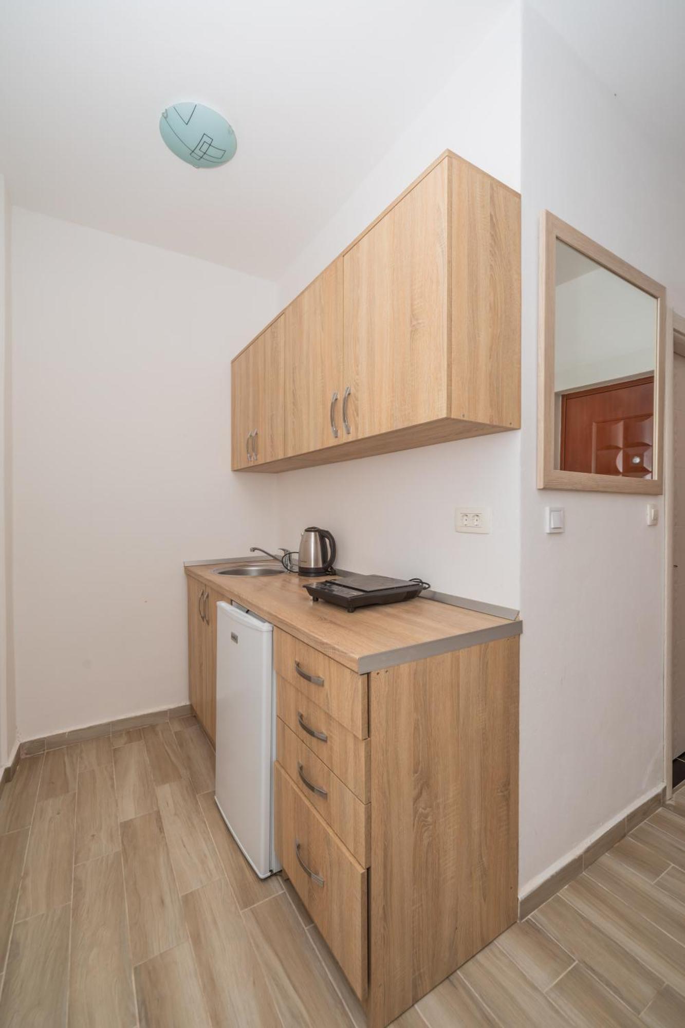 Apartments Dobra Voda Pokoj fotografie