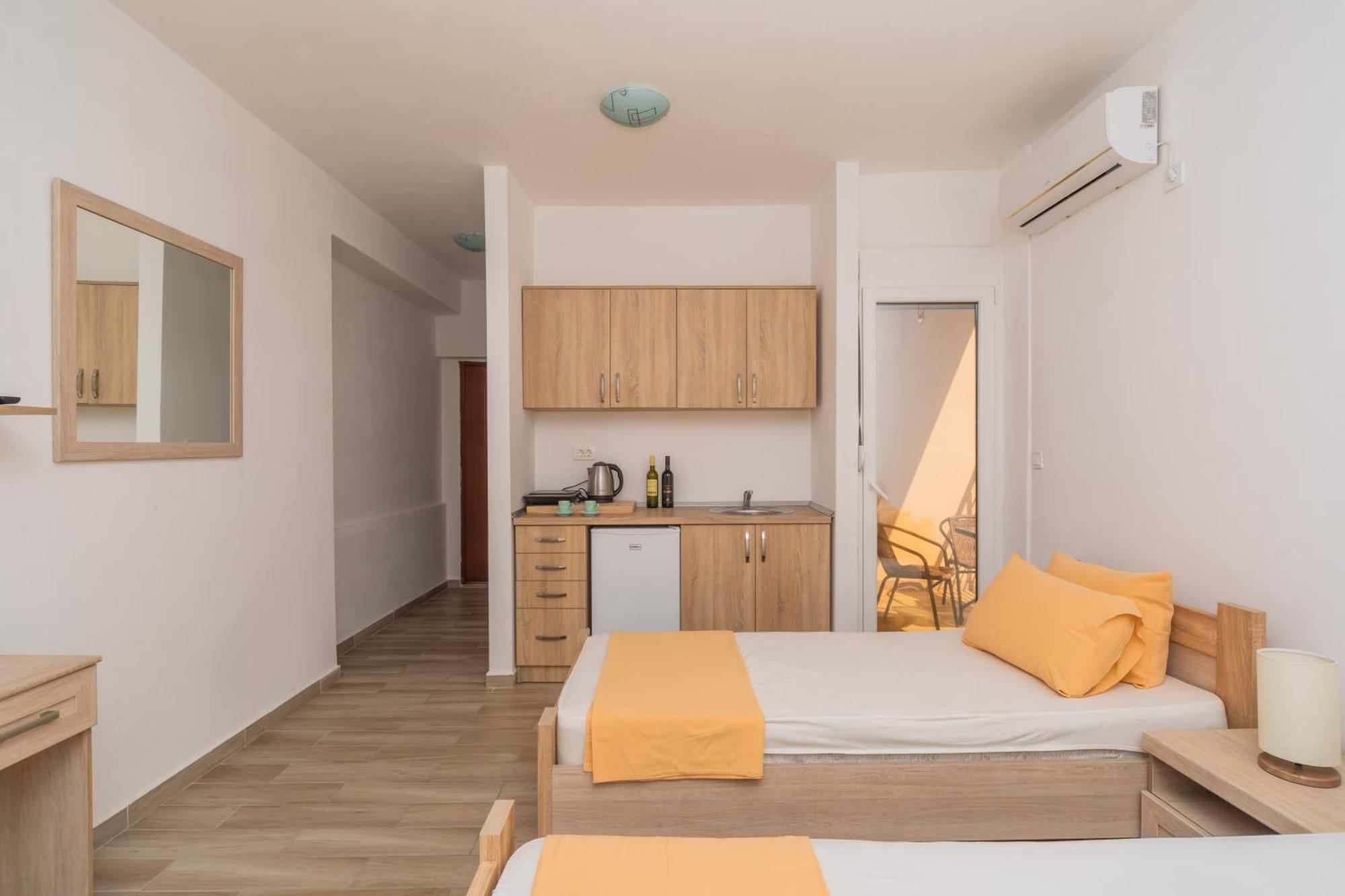 Apartments Dobra Voda Pokoj fotografie